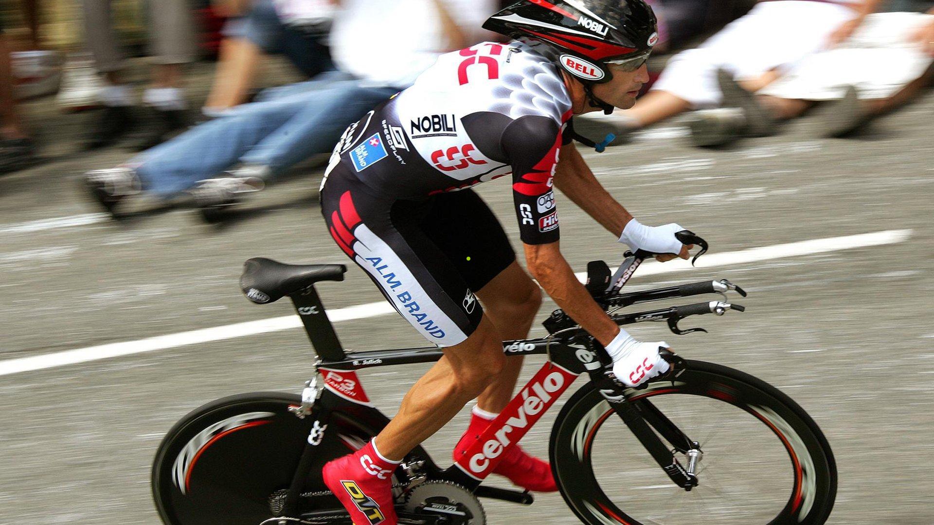 欧冠焦点战裁判人选揭晓 安东尼-泰勒执哨布鲁日对决巴萨